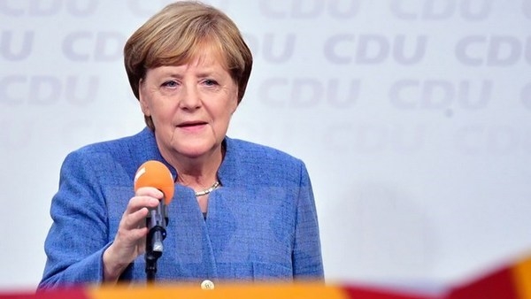 VIETNAM'S PM CONGRATULATES GERMAN CHANCELLOR MERKEL ON ELECTION VICTORY