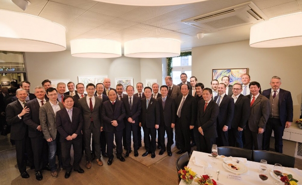 HIGH-LEVEL BUSINESS LUNCH IN ZURICH WITH H.E. NGUYEN XUAN PHUC, PRIME MINISTER OF VIETNAM