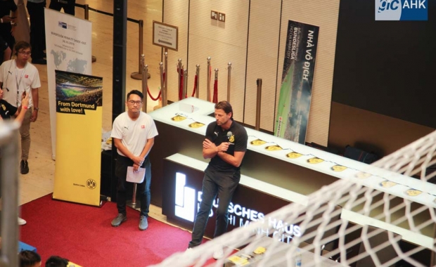 Meet & Greet with Roman Weidenfeller and Public Viewing