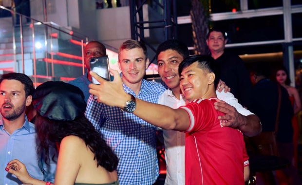 VIP Visit of Bayern Munich Legend, Giovane Elber