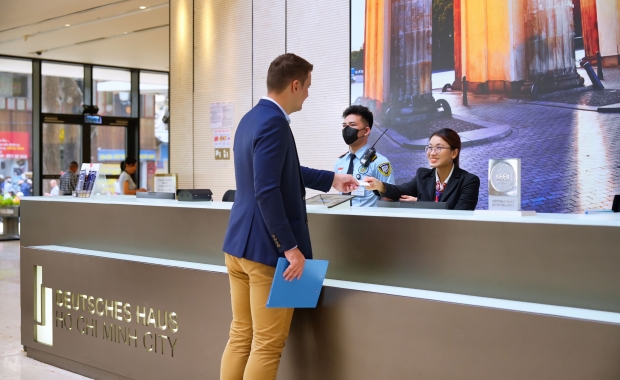 What do Tenants say about Deutsches Haus?